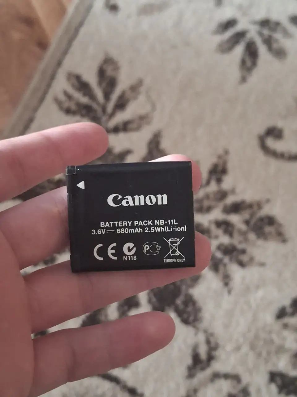 Зарядка или заряженная АКБ - Аккумуляторы и зарядные устройства (Запчасти) в Пермь