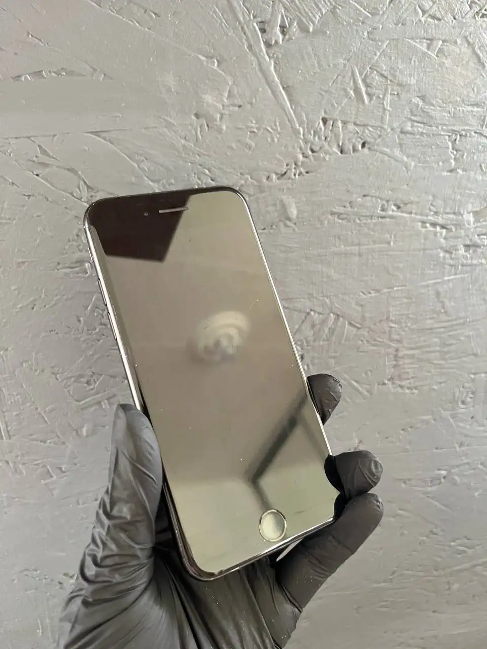 iPhone 7 32GB в хорошем состоянии - Смартфоны (Электроника) в Пермь