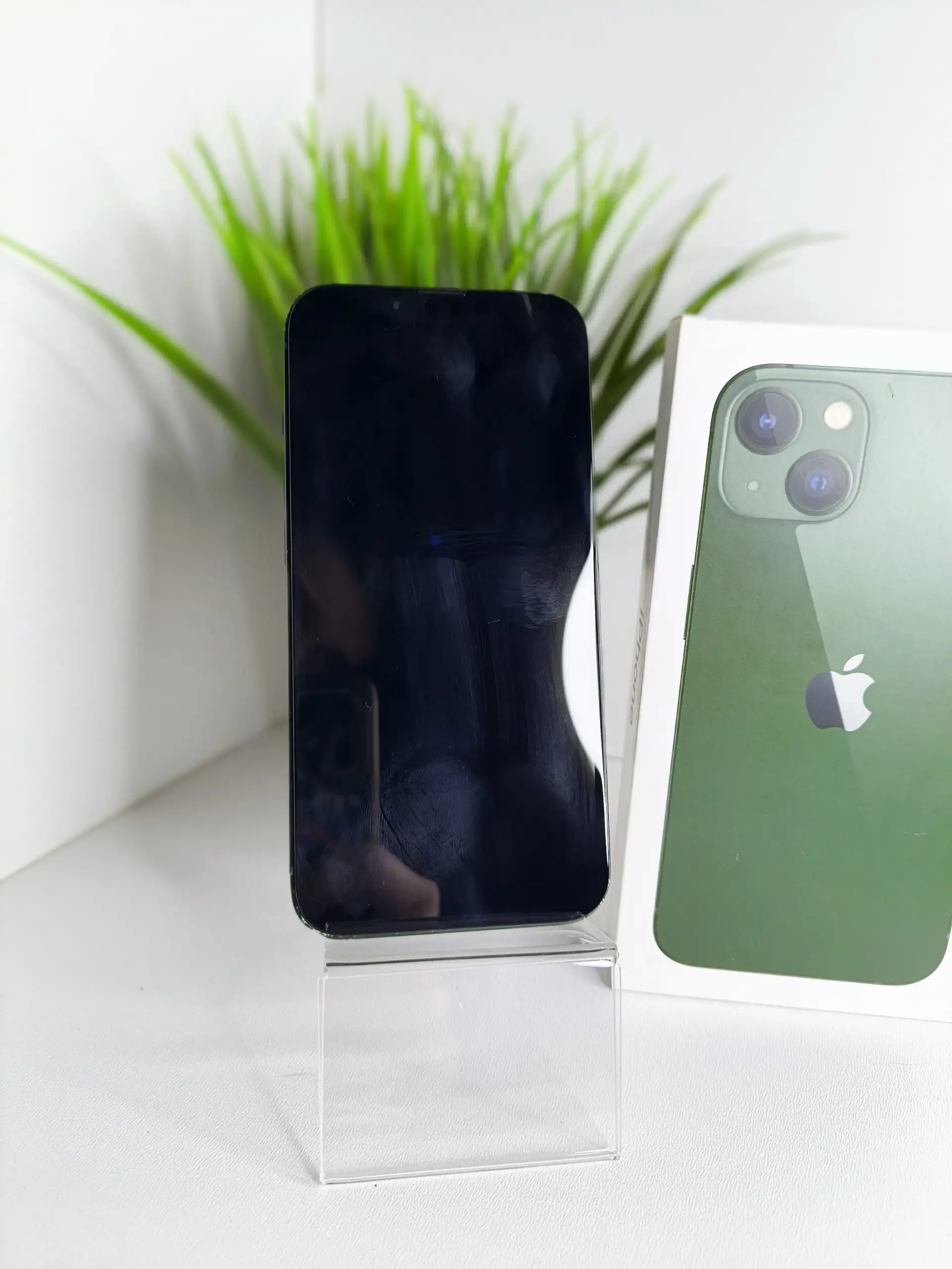 iPhone 13 128GB с экраном под замену - Смартфоны и телефоны (Электроника) в Пермь