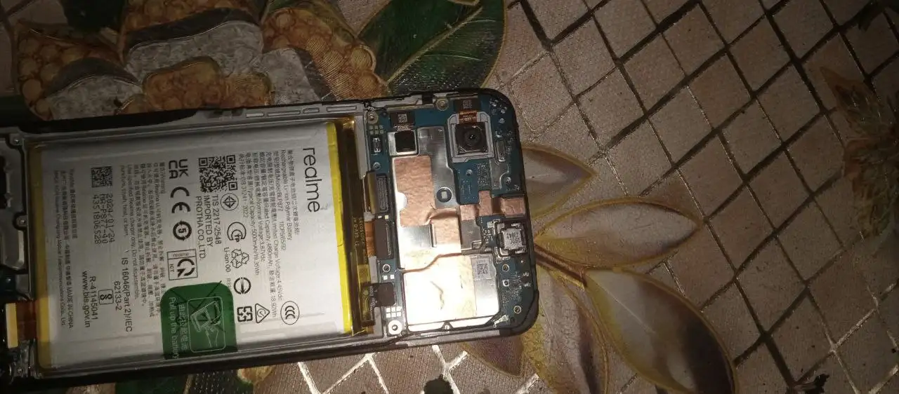 Продам запчасти без экрана - Запчасти в Пермь