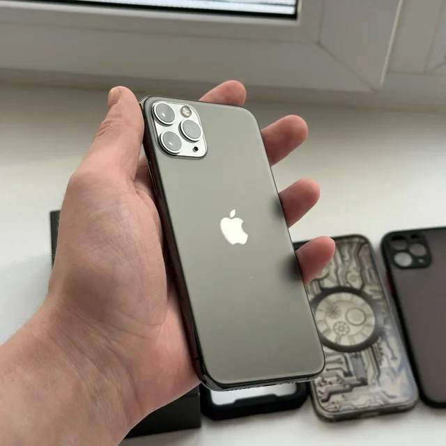 Продам смартфон в идеальном состоянии - Техника Apple в Пермь