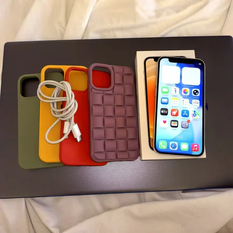 iPhone 12 mini 128гб White - Игровые приставки и телефоны в Пермь