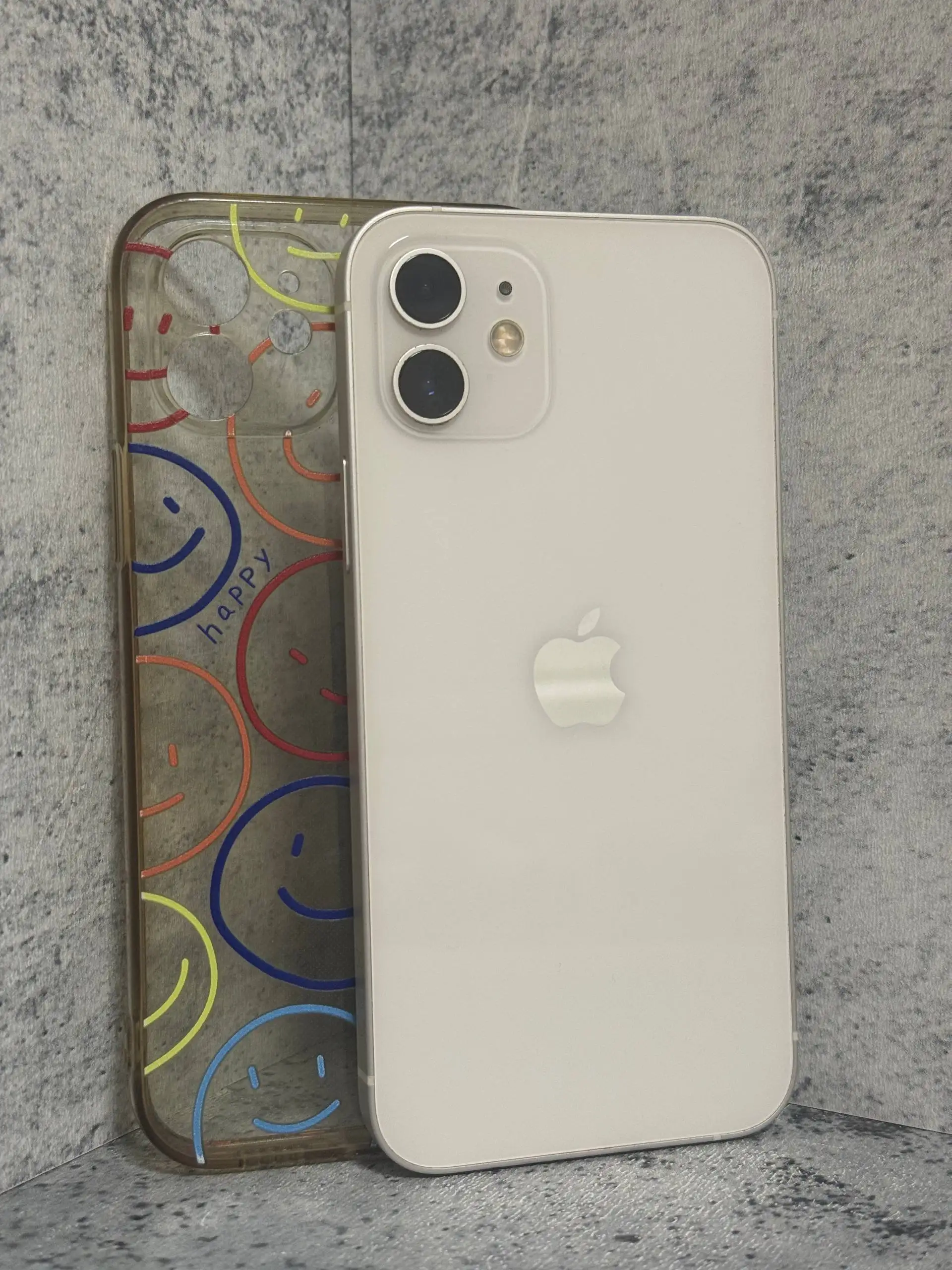 Продажа iPhone 12, 12 Pro, 13 (б/у, разные характеристики) - Смартфоны и телефоны (Электроника) в Пермь