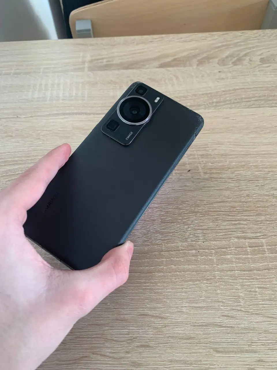 Huawei P60 256/8 со сколами на задней крышке - Смартфоны (Электроника) в Пермь