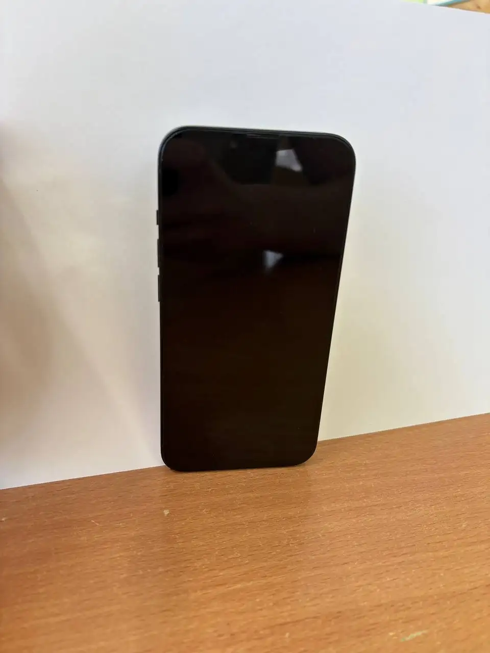 АКБ 87 с дефектом дисплея - Смартфоны (Электроника) в Пермь