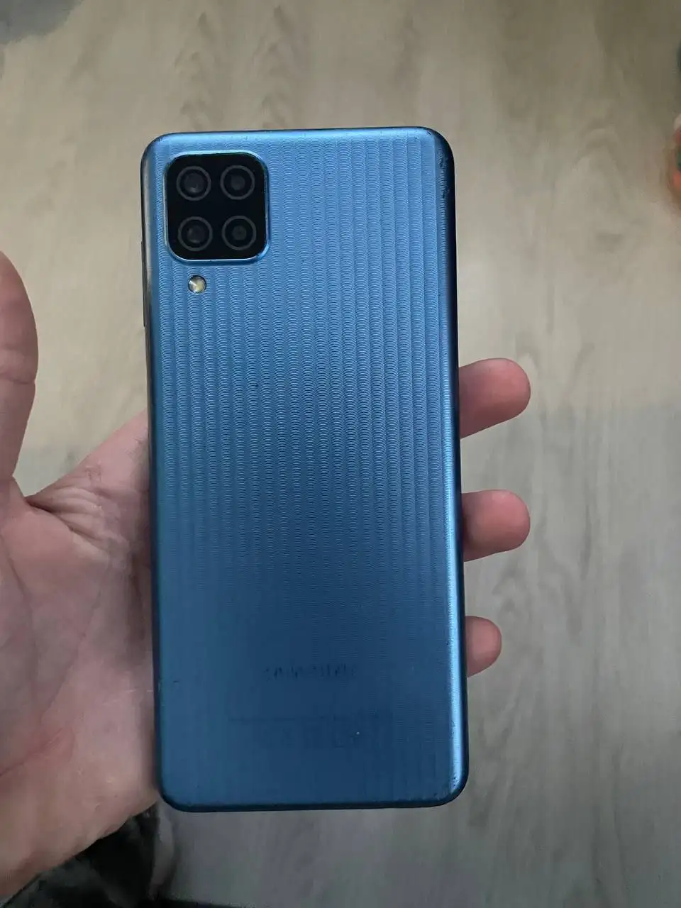 Продам Самсунг с трещиной на экране - Смартфоны (Электроника) в Пермь