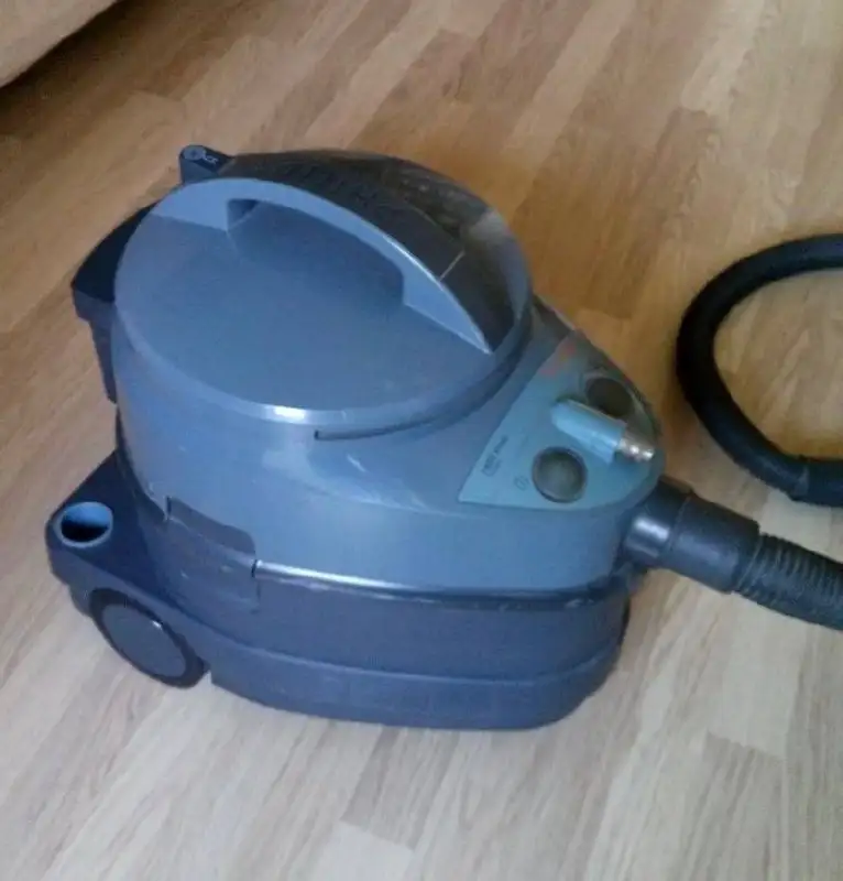 Продам моющий пылесос Philips Triathlon 1400 - Бытовая техника (Барахолка) в Пермь