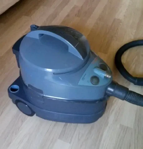 Продам моющий пылесос Philips Triathlon 1400 - Электротехника в Пермь