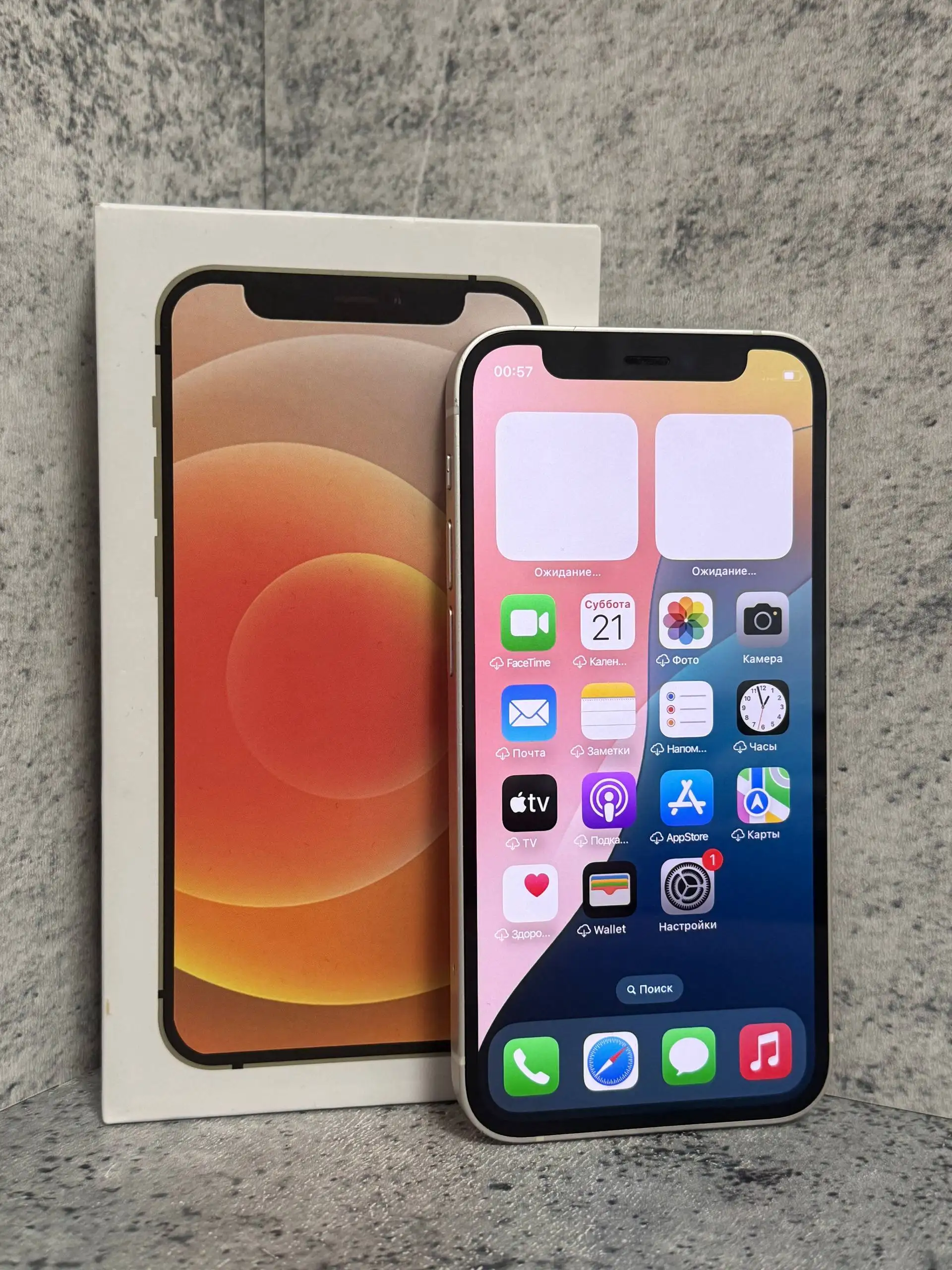 Продажа б/у iPhone разных моделей - Смартфоны (Электроника) в Пермь