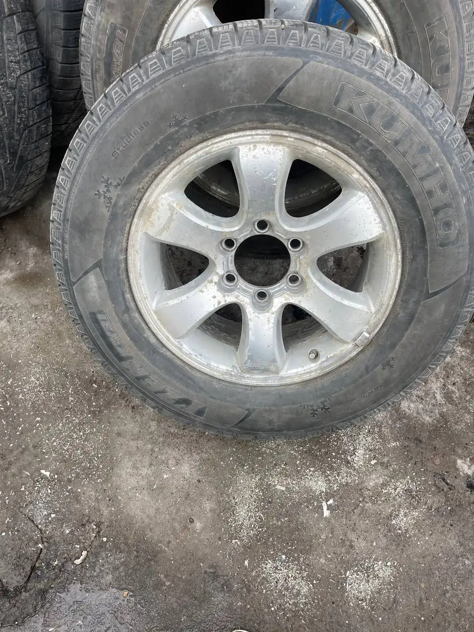 Продам колеса в сборе на крузак 17 радиус - Запчасти (Авто) в Пермь