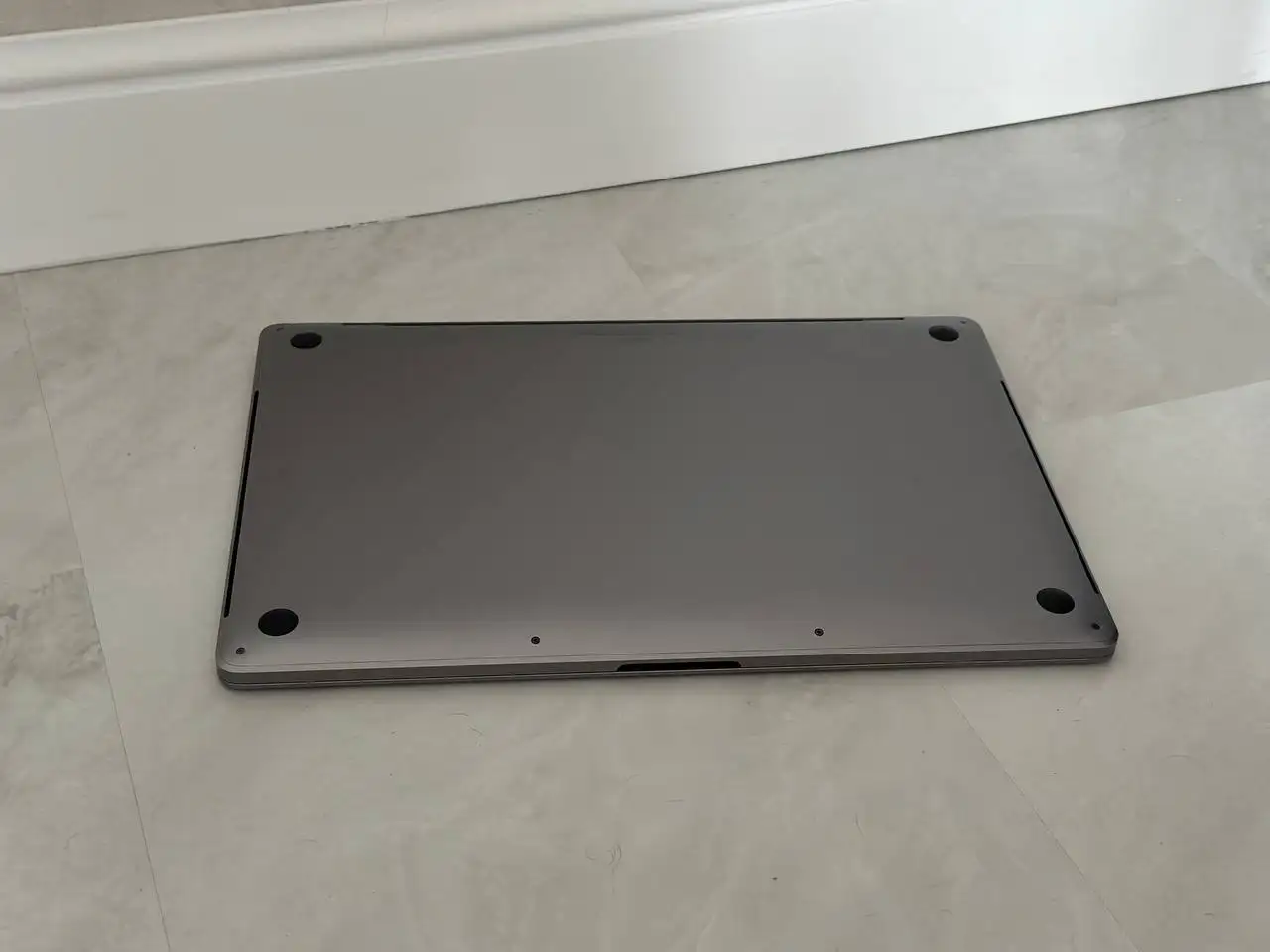 Продажа MacBook Pro 16 (2019) i7 16GB 512GB Space Gray - Ноутбуки (Электроника) в Пермь