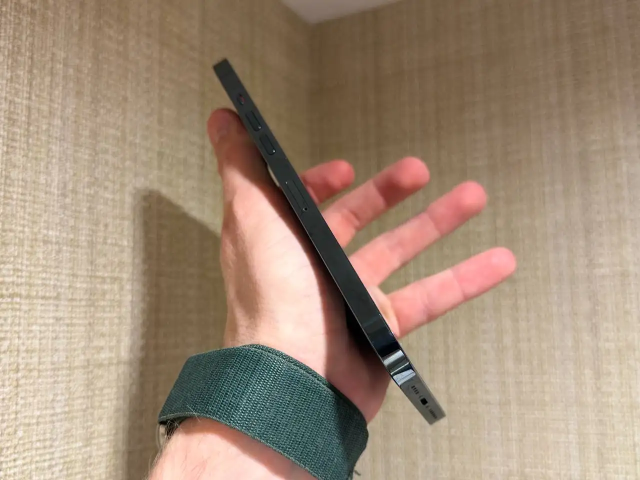 iPhone 12 Pro Max 128GB в идеальном состоянии - Смартфоны (Электроника) в Пермь