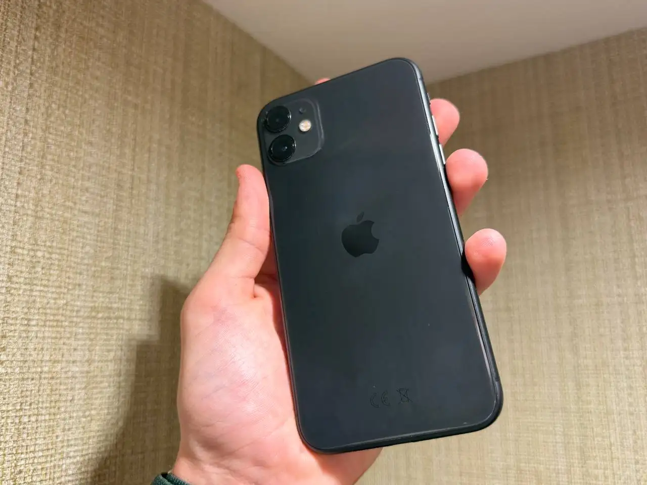 iPhone 11 64gb Sim+Esim с заменой дисплея - Смартфоны (Электроника) в Пермь