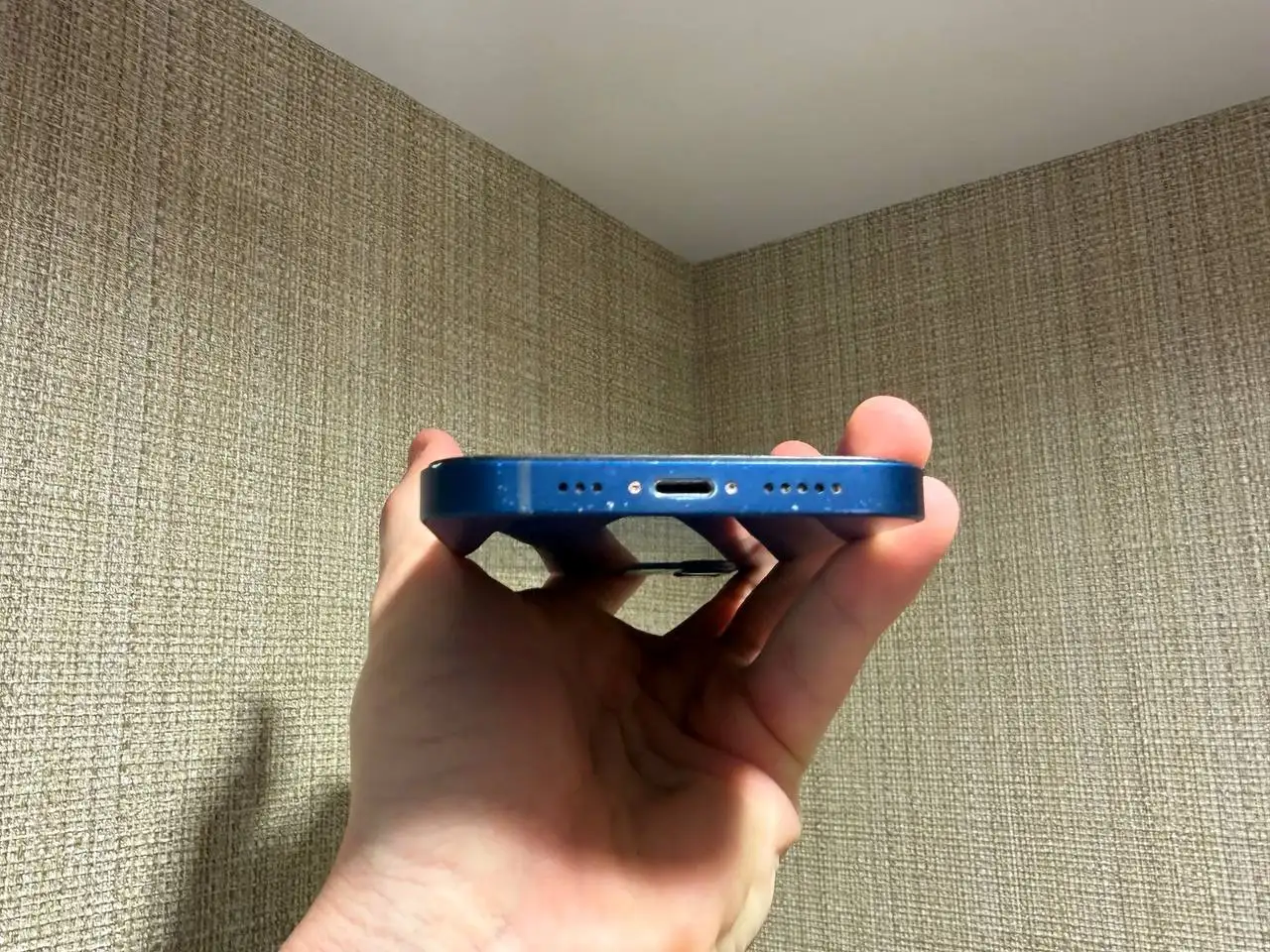 iPhone 12 128Gb с заменой дисплея и аккумулятора - Смартфоны (Электроника) в Пермь