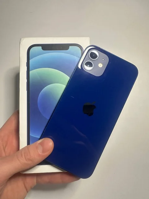 iPhone 12 64 ГБ синий - Телефоны и смартфоны в Пермь