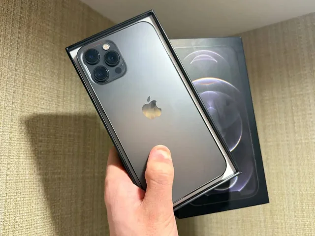 iPhone 12 Pro Max 256GB - Телефоны и смартфоны в Пермь