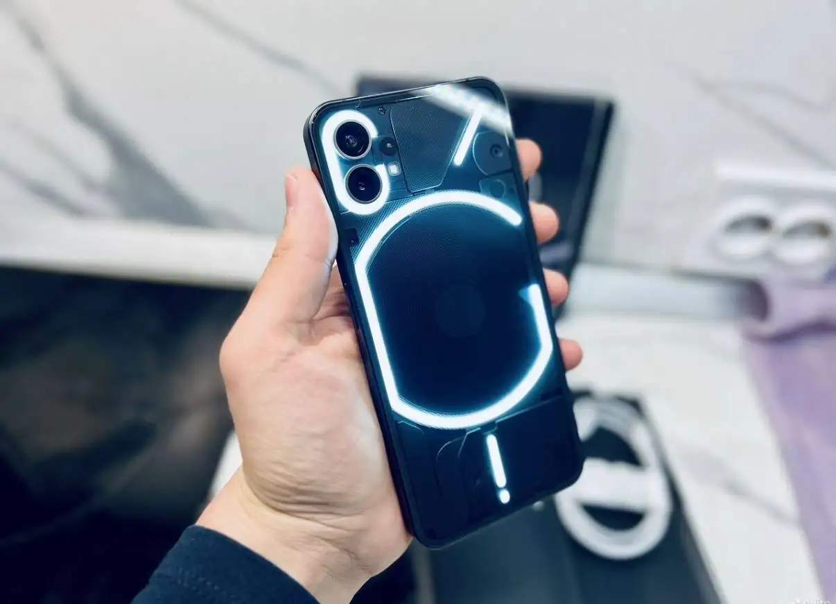 Nothing Phone 1 Black 8/256 - Мобильные телефоны (Электроника) в Пермь