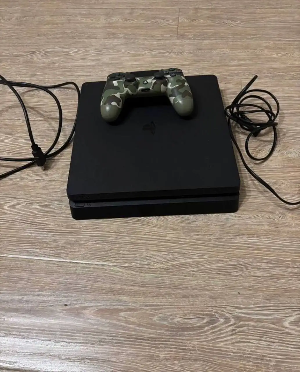 Продам PS4 Slim - Игровые приставки (Электроника) в Пермь