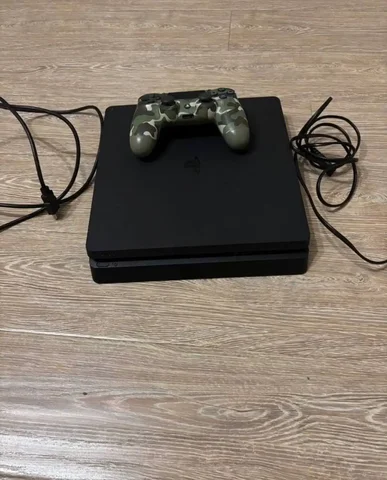 Продам PS4 Slim - Смартфоны и гаджеты в Пермь