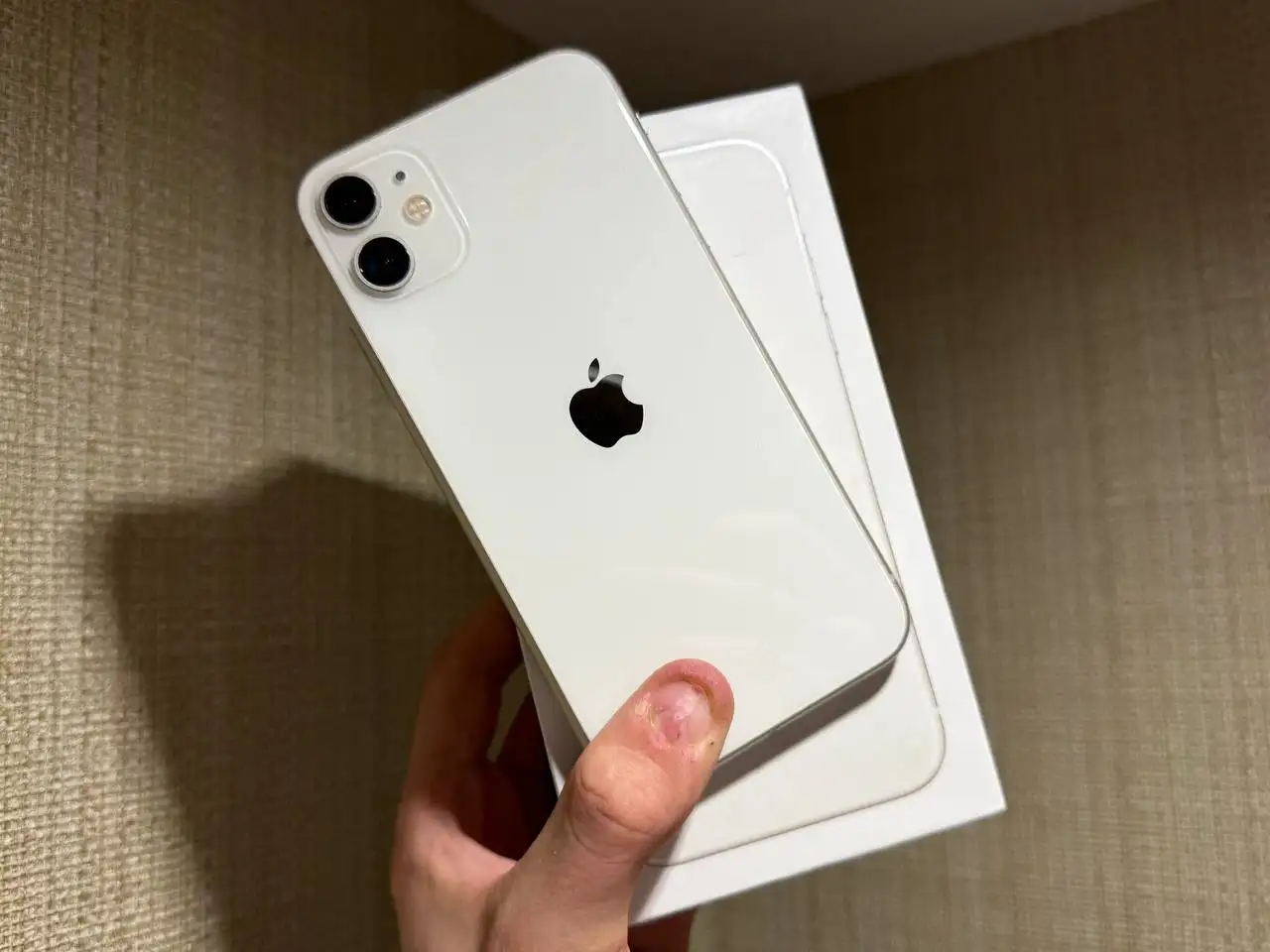 iPhone 11 64gb White - Смартфоны (Электроника) в Пермь