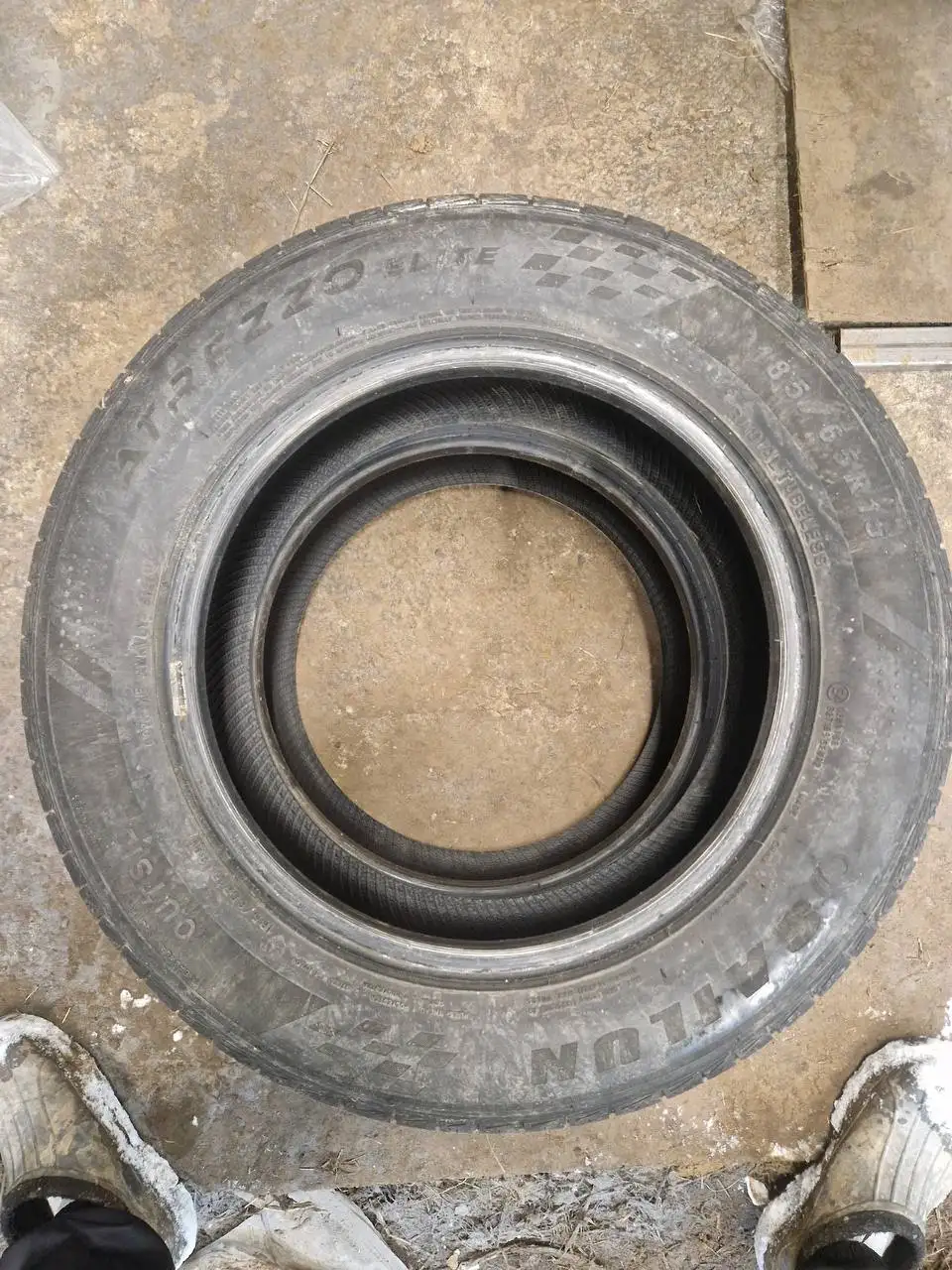 Продам комплект резины - Шины (Авто) в Пермь