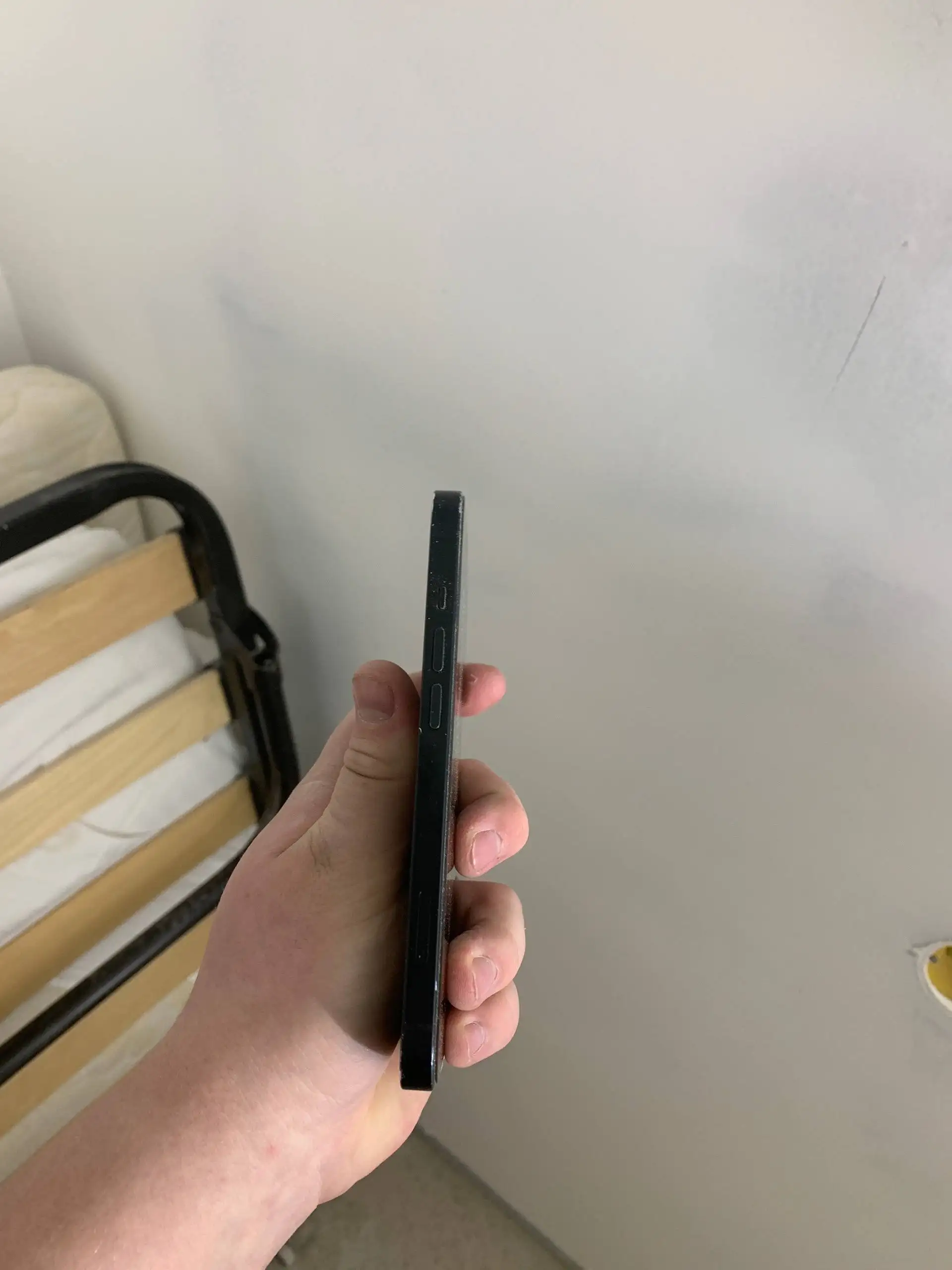 iPhone 77 256 ГБ с повреждениями - Смартфоны (Электроника) в Пермь