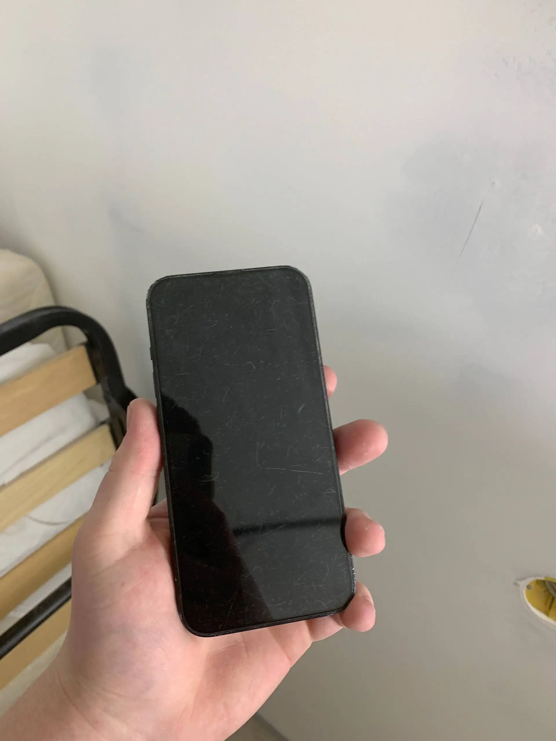 iPhone 77 256 ГБ с повреждениями - Смартфоны (Электроника) в Пермь