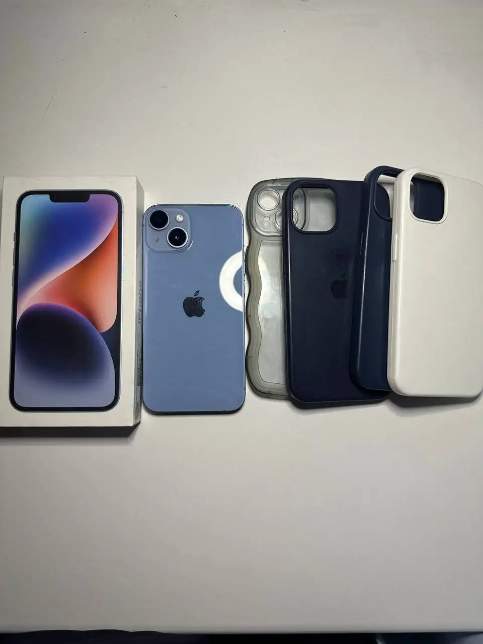 iPhone 14 128GB голубой - Мобильные телефоны (Электроника) в Пермь