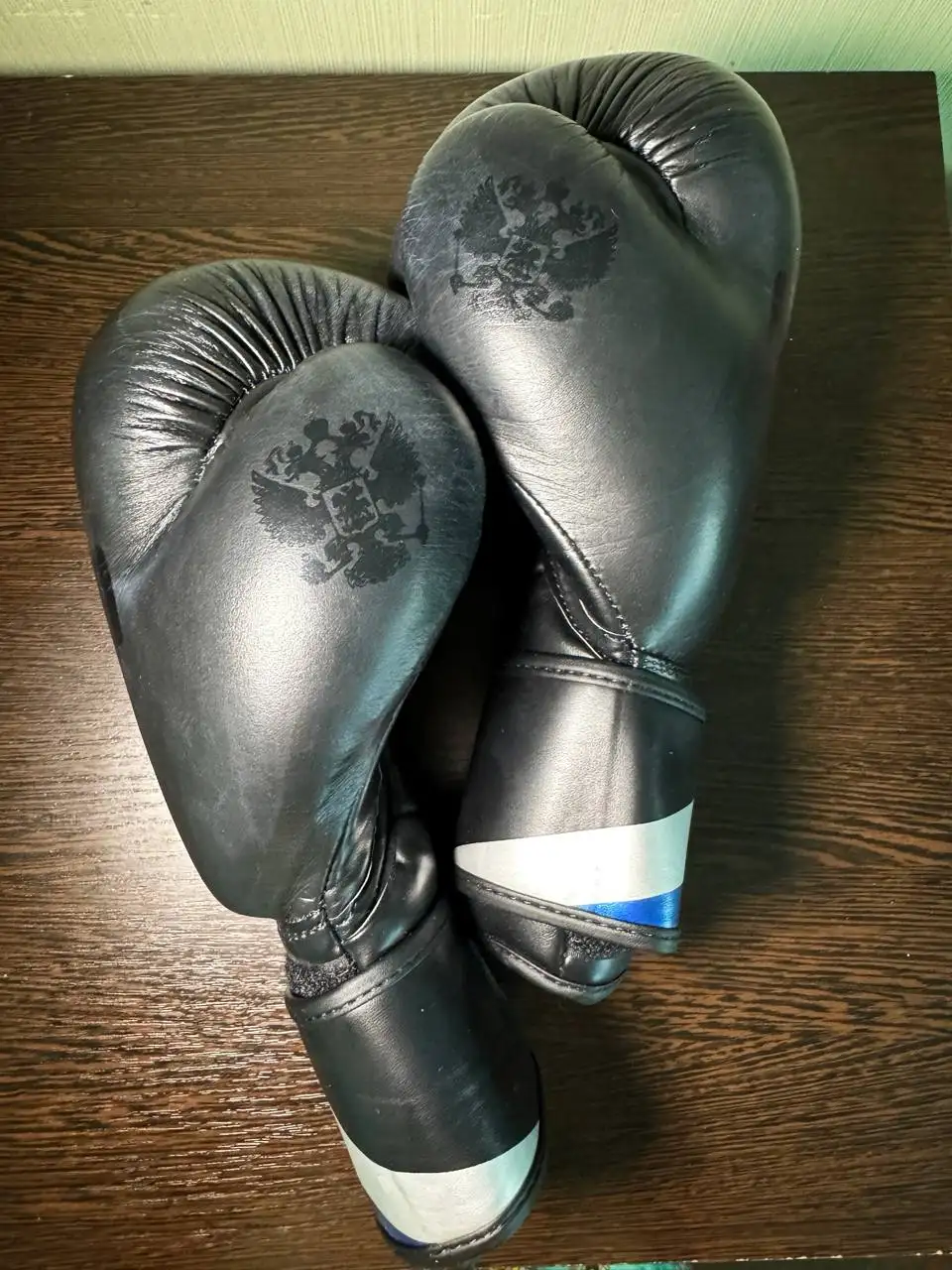 Боксерские перчатки Clinch Olimp Plus 10 oz - Бокс и единоборства (Спорт и отдых) в Пермь