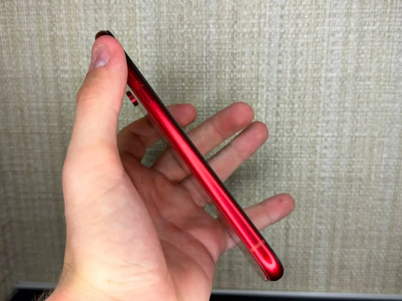 iPhone XR 64GB с дефектом - Мобильные телефоны (Электроника) в Пермь