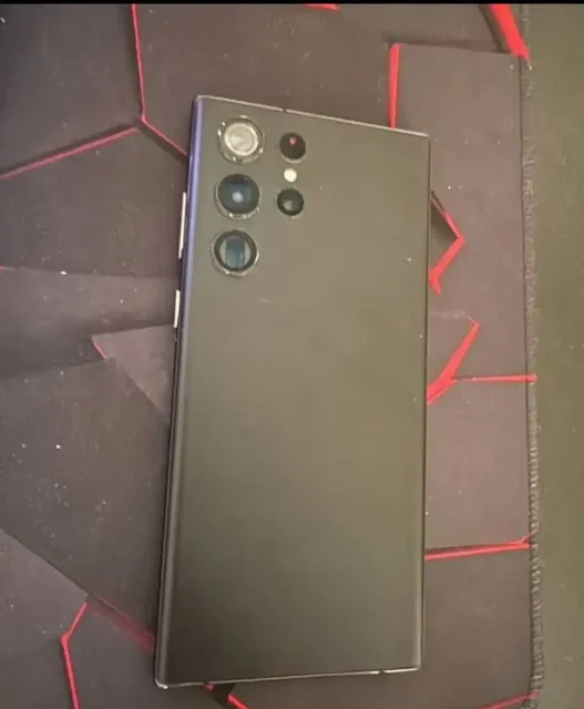 Обмен Samsung S22 Ultra - Смартфоны и мобильные телефоны в Пермь