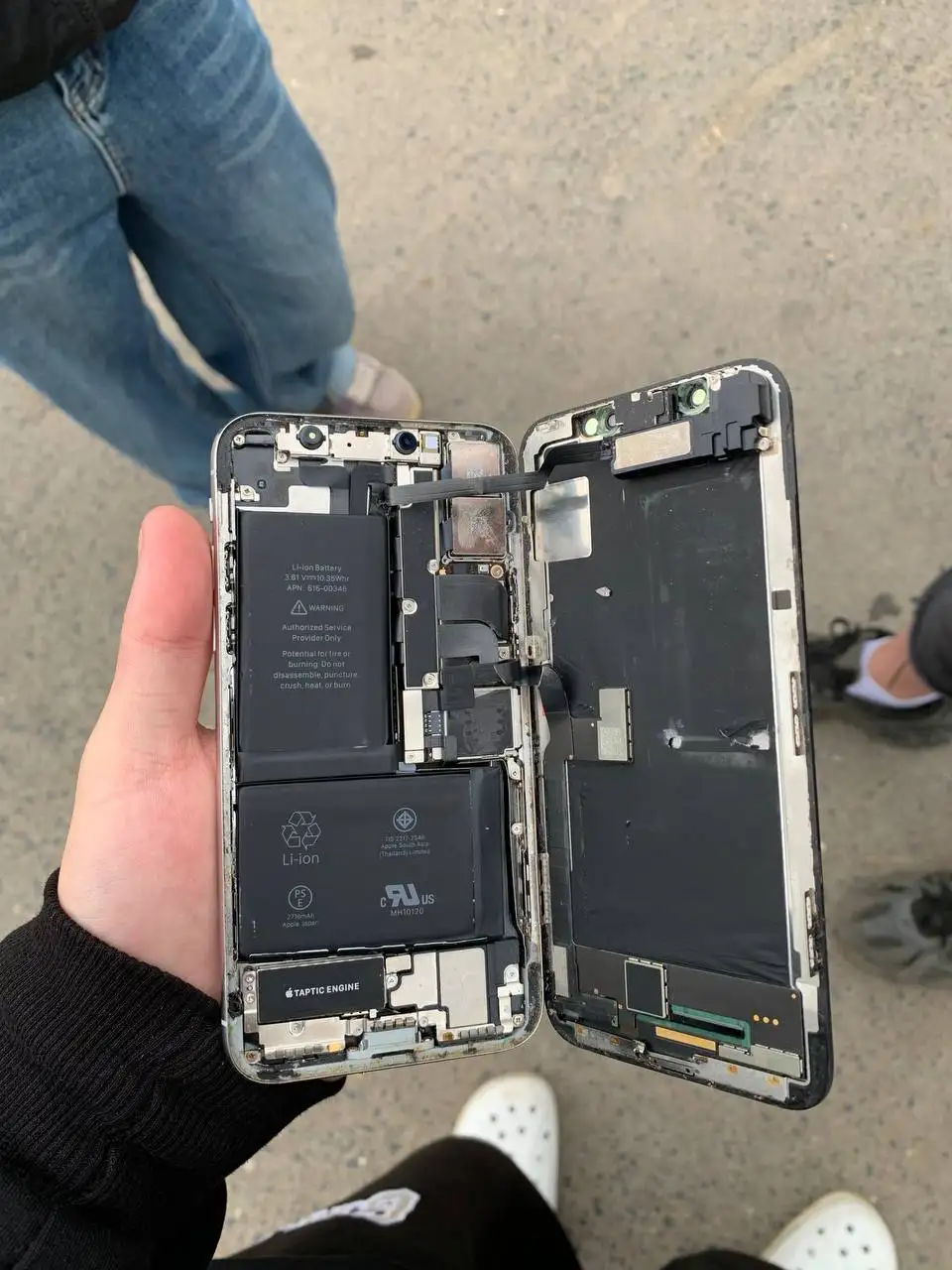 Продам iPhone на запчасти - Запчасти для телефонов (Электроника) в Пермь