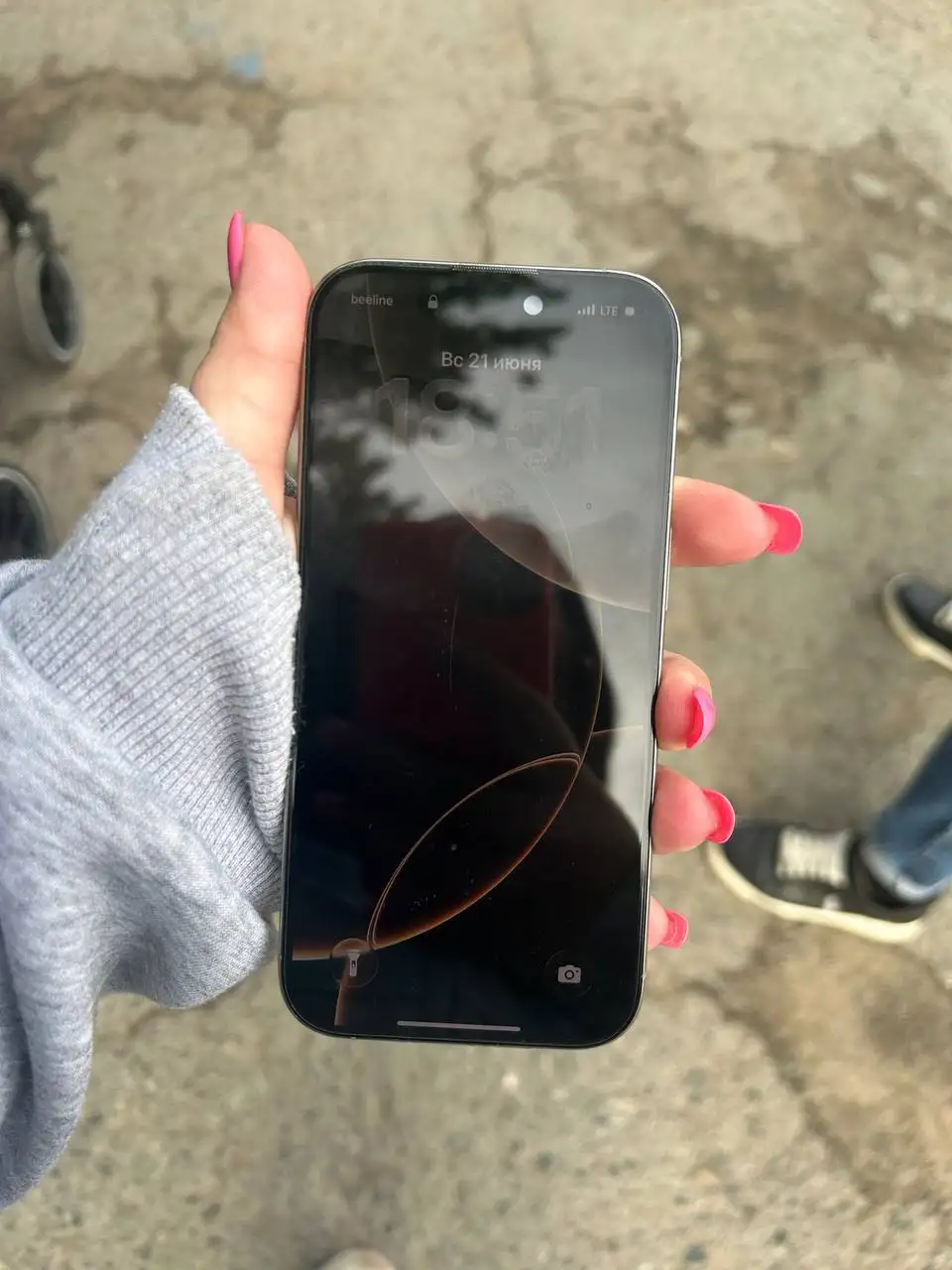 Продам iPhone 16 Pro - Смартфоны (Электроника) в Пермь