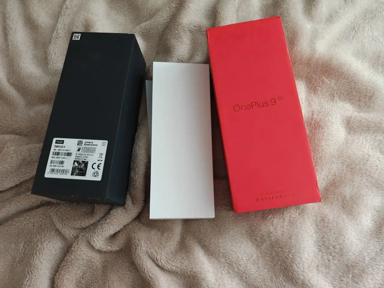 OnePlus 9 5G 128/8 - Мобильные телефоны (Электроника) в Пермь