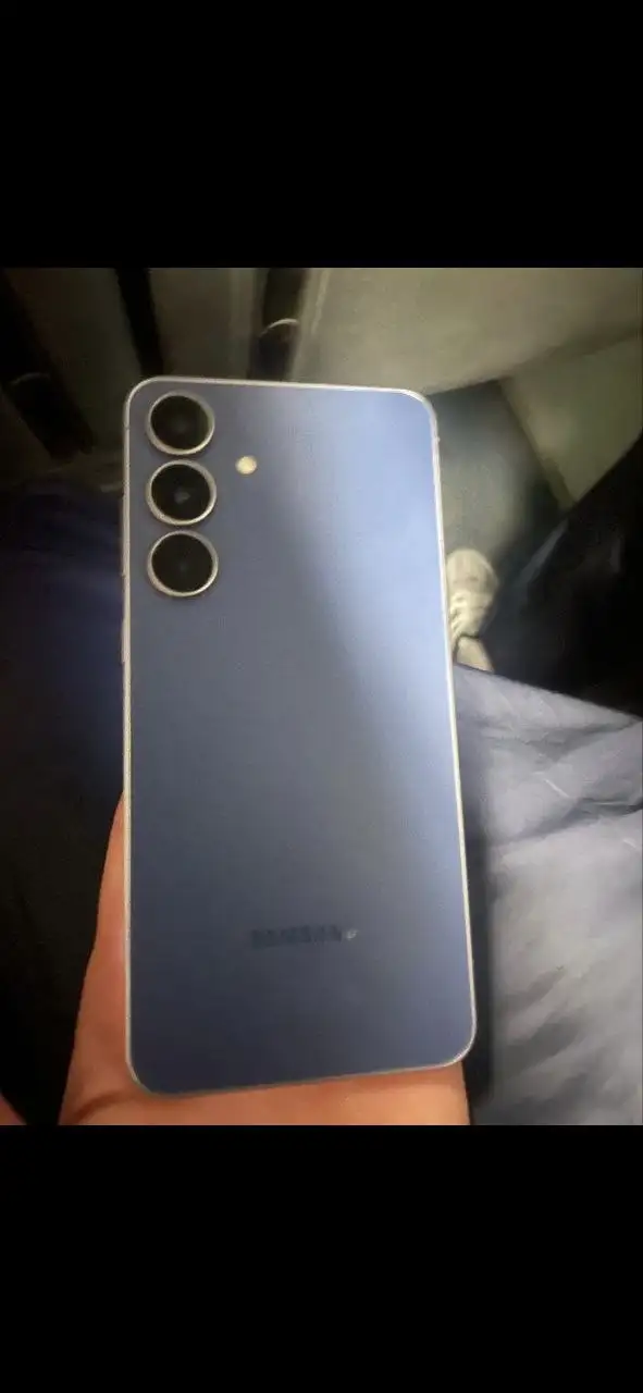 Samsung Galaxy S25 FE в хорошем состоянии - Барахолка в Пермь