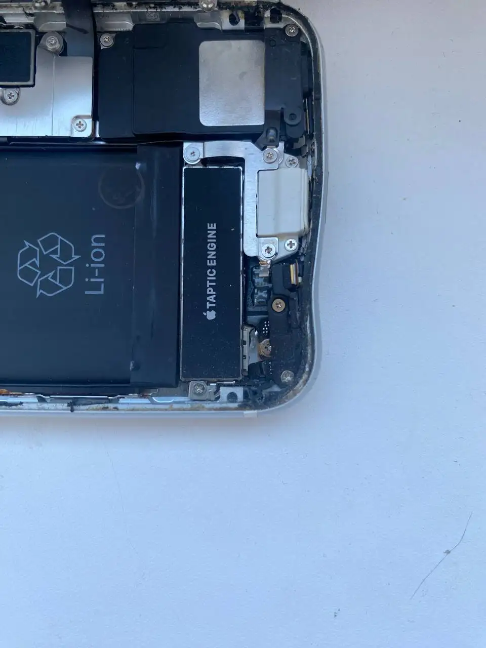 iPhone на запчасти после падения - Барахолка в Пермь