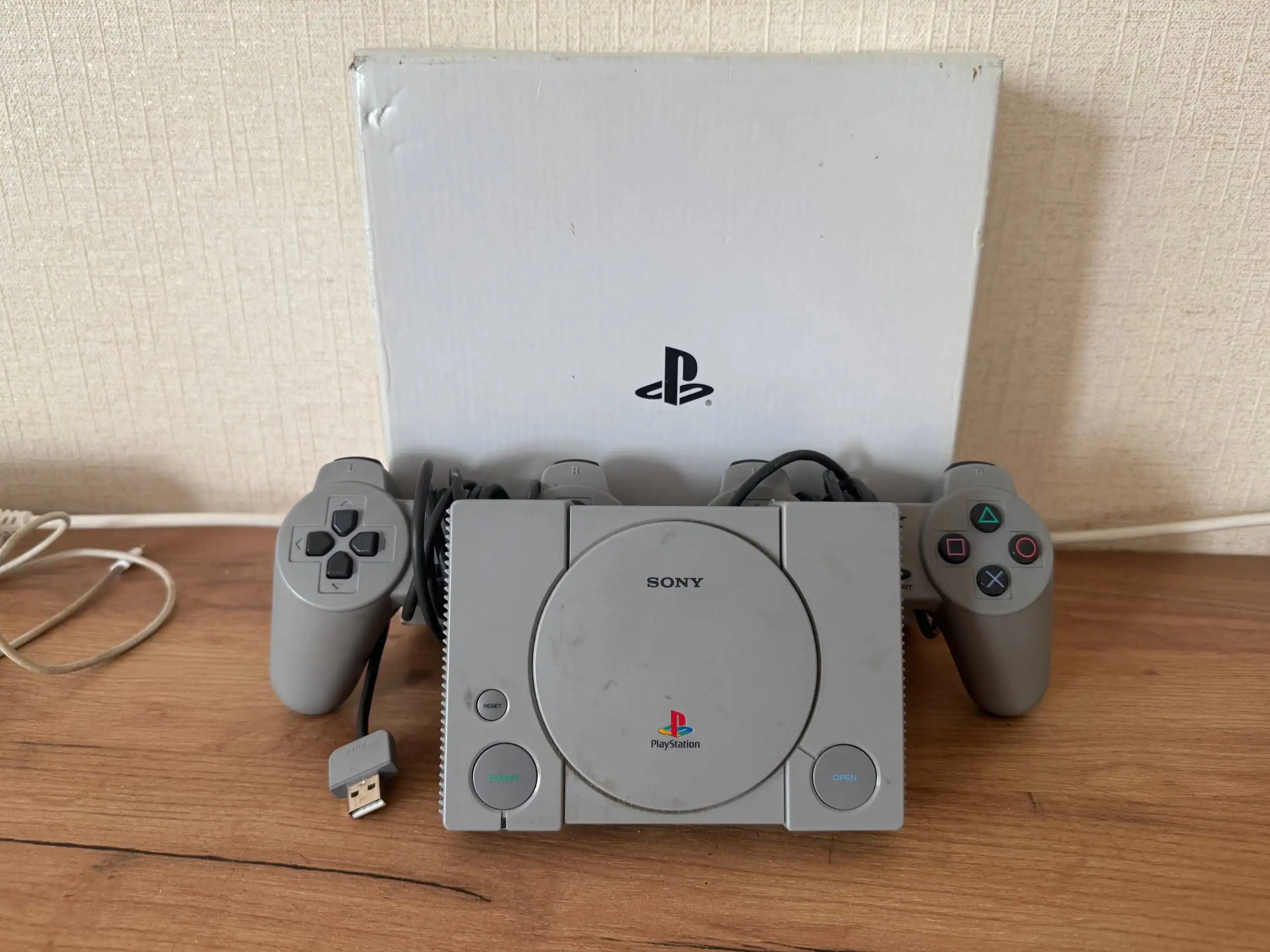 Продажа iPhone 11, 11 Pro, PS2 и PSP - Электроника в Пермь