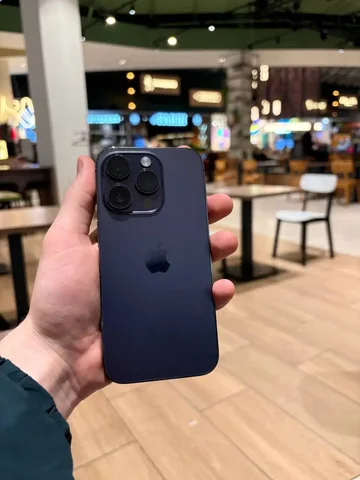 Продажа iPhone с аккумулятором 81% - Компьютерная периферия в Пермь