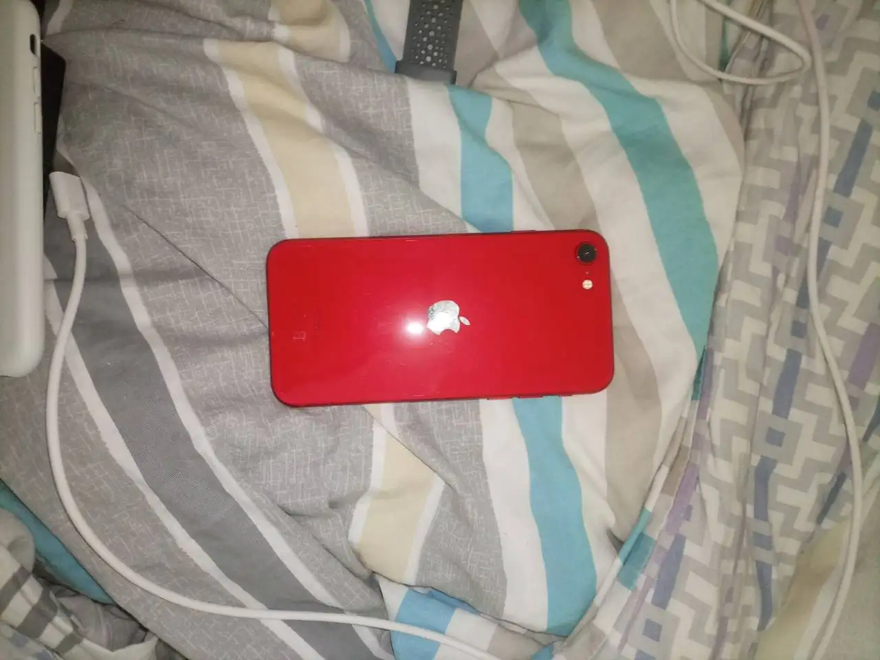 Продам Apple iPhone SE 2020 или обмен на Android - Смартфоны (Электроника) в Пермь