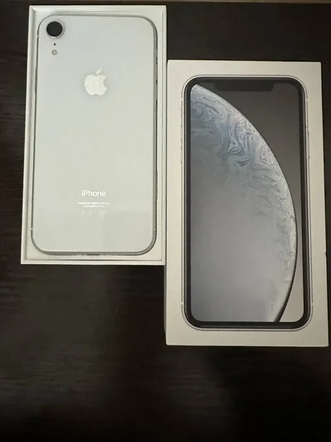 Продажа iPhone XR и 12 Pro в Перми - Компьютеры в Пермь