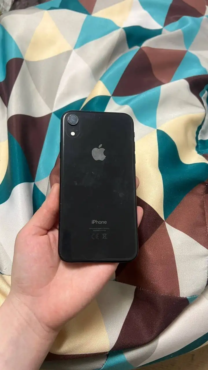 Обмен iPhone XR 128 ГБ на Android-смартфон - Смартфоны (Электроника) в Пермь