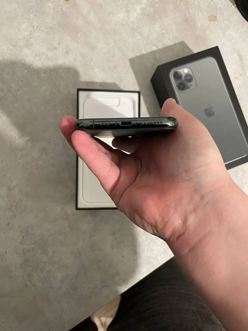 Продам iPhone 11 Pro 64GB - Смартфоны (Электроника) в Пермь