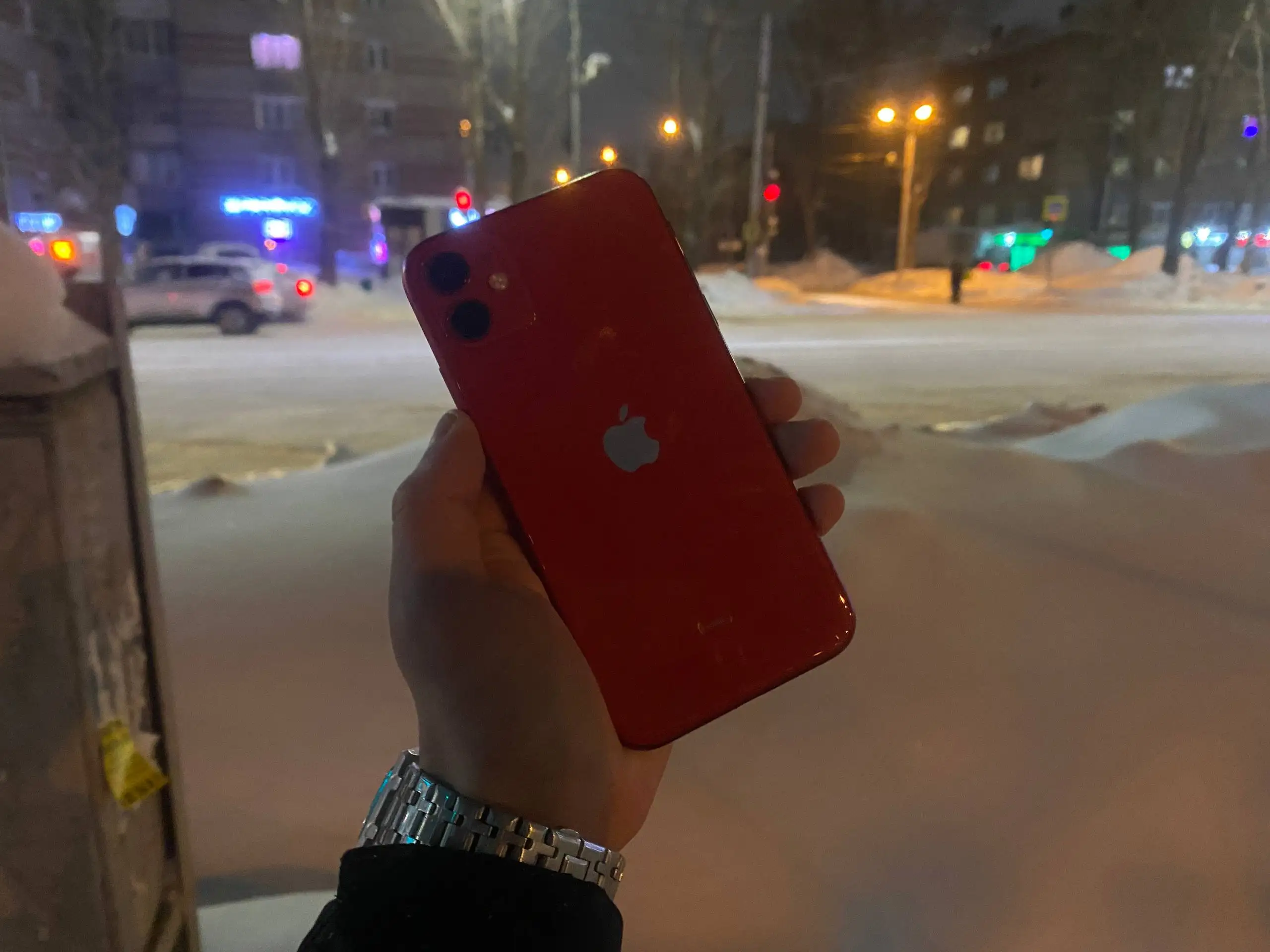 Apple iPhone XR и 11 в Перми - Смартфоны (Электроника) в Пермь