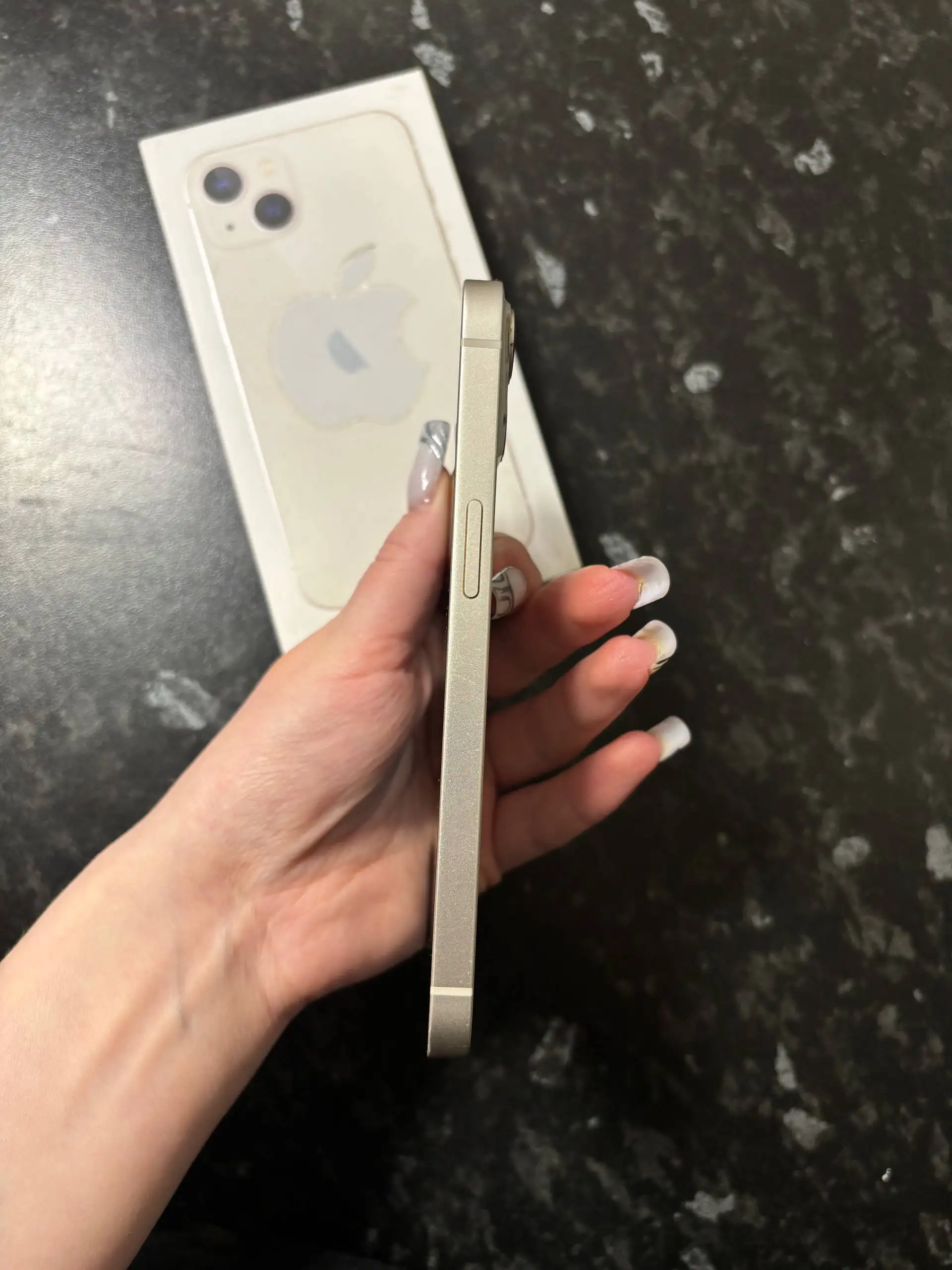 iPhone 13 128 GB в отличном состоянии - Смартфоны (Электроника) в Пермь