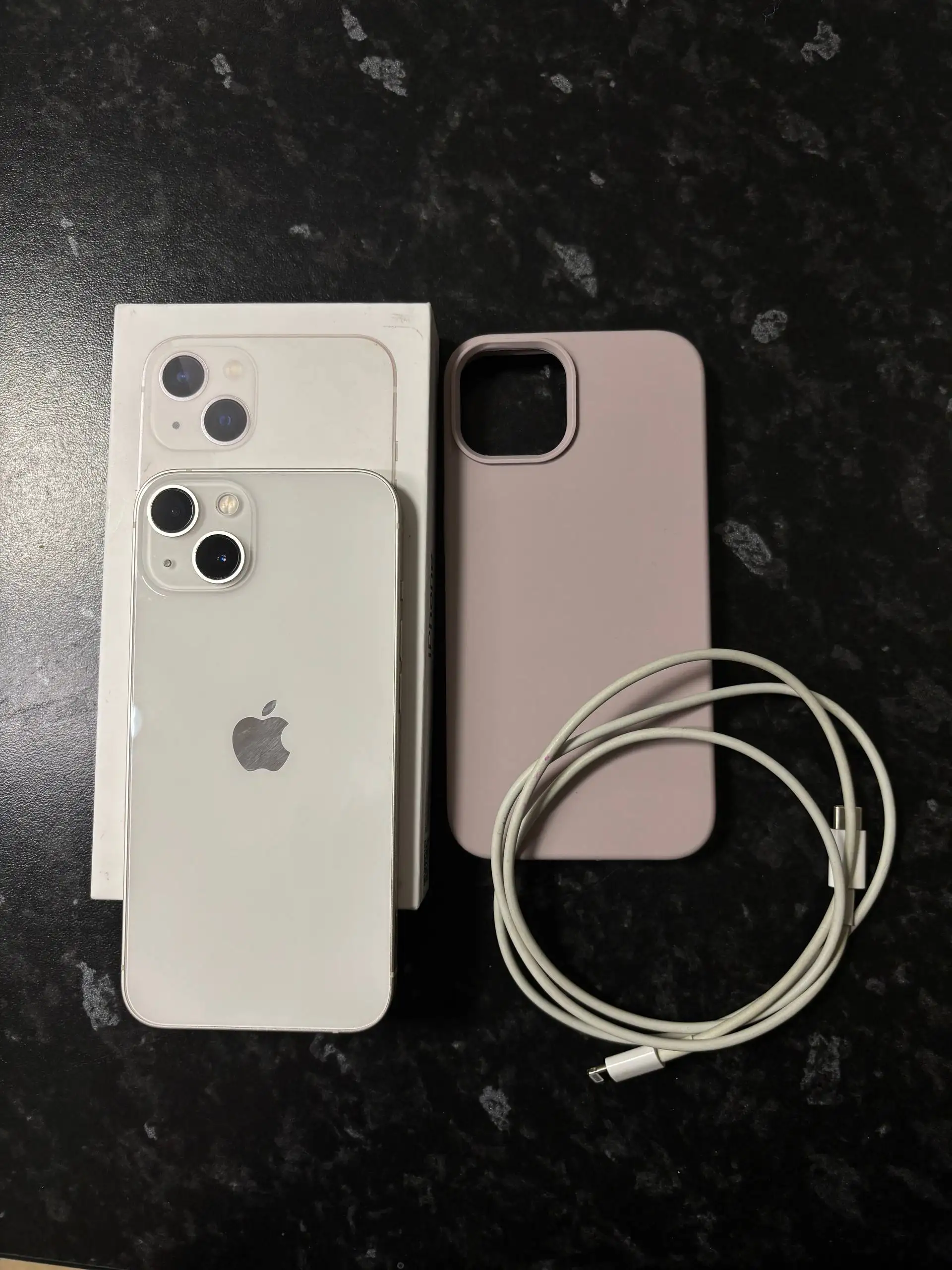 iPhone 13 128 GB в отличном состоянии - Смартфоны (Электроника) в Пермь