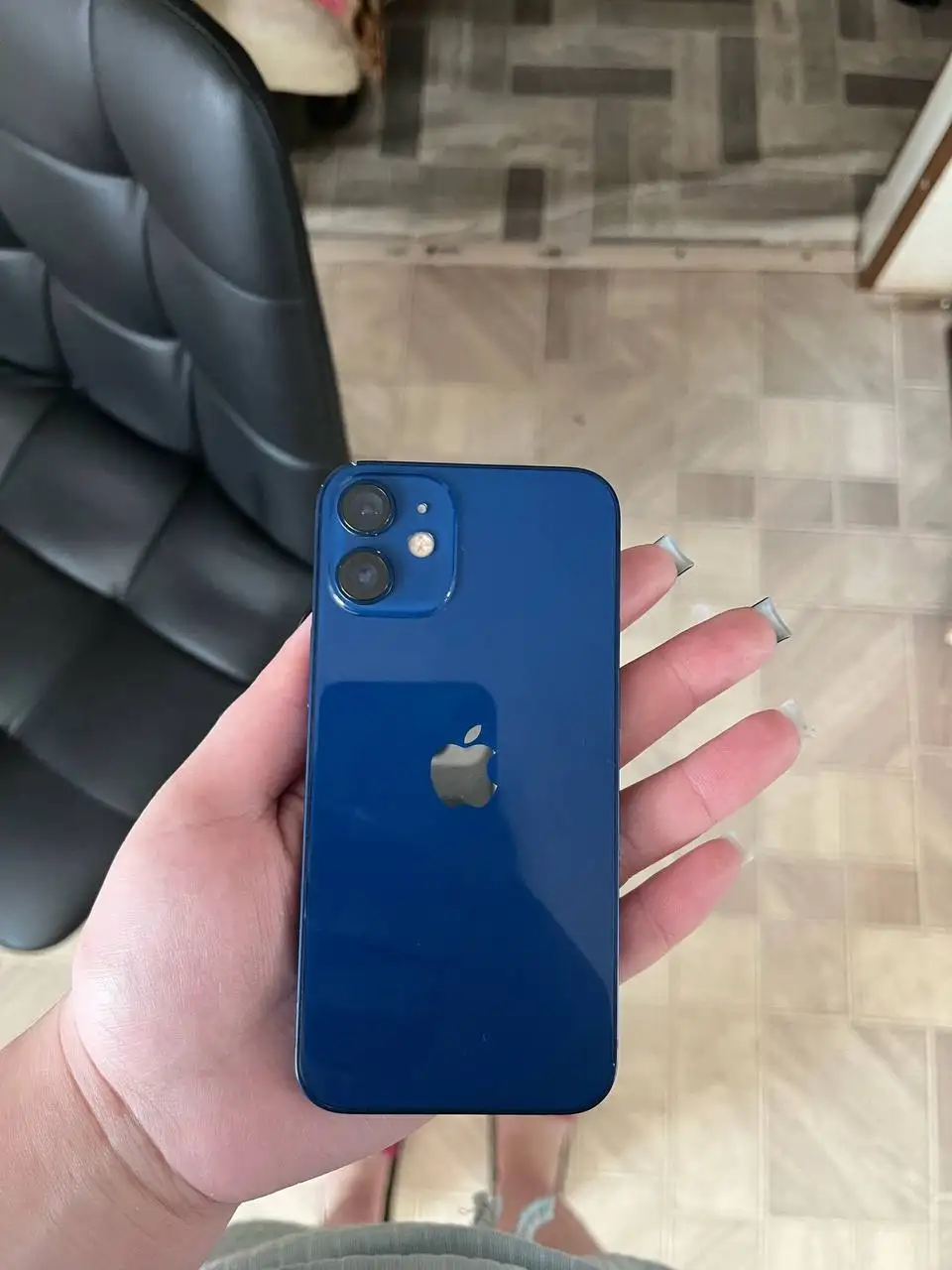 Обмен iPhone 12 mini с дефектами на iPhone 11 Pro с дефектами или другой iPhone - Смартфоны (Электроника) в Пермь