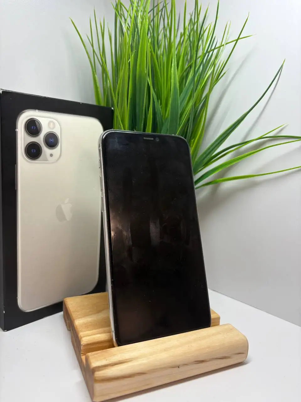 АКБ 70 и Apple iPhone 13 Pro - Телефоны и аксессуары (Электроника) в Пермь