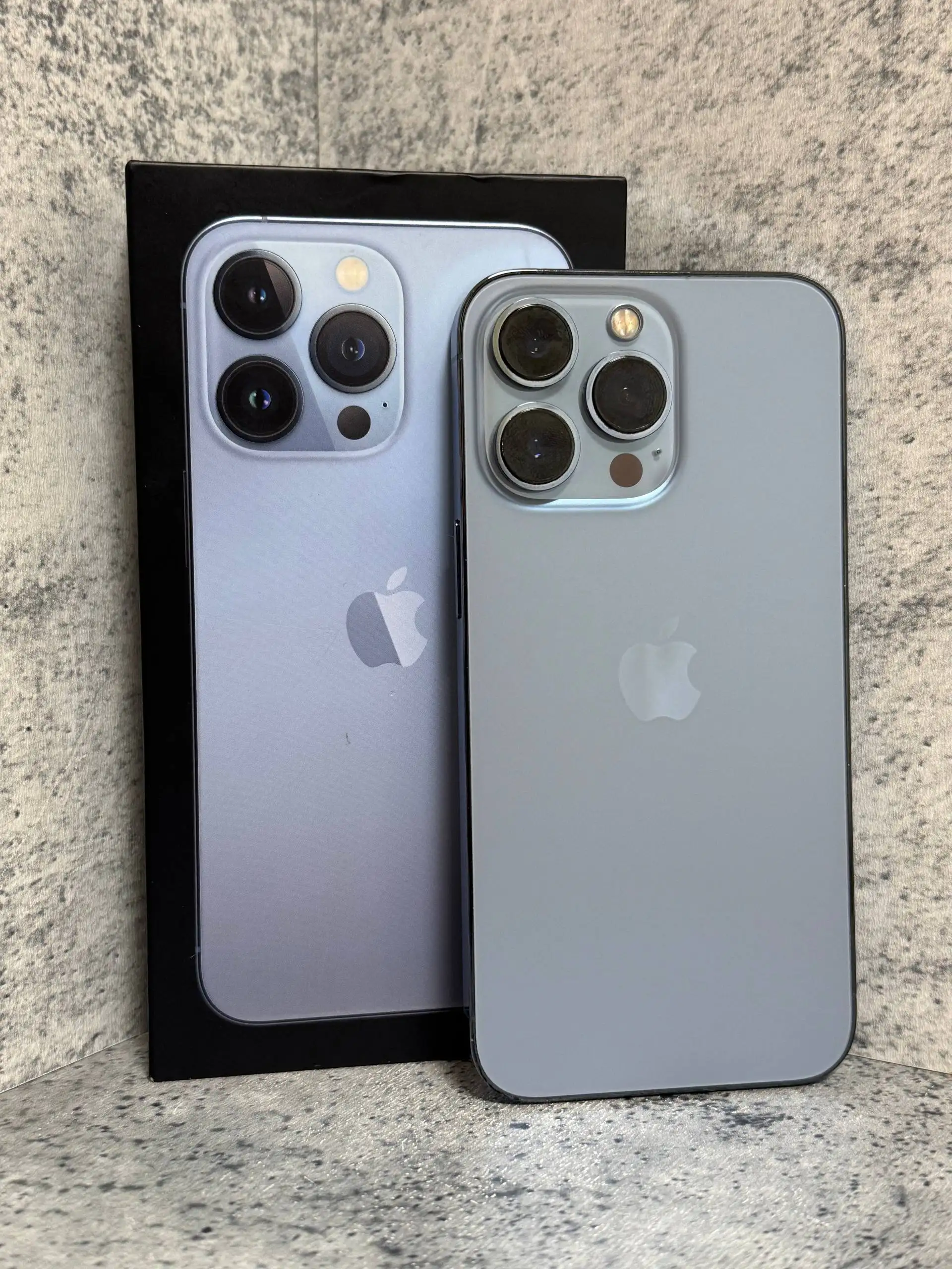 Продажа iPhone с разными характеристиками - Смартфоны (Электроника) в Пермь