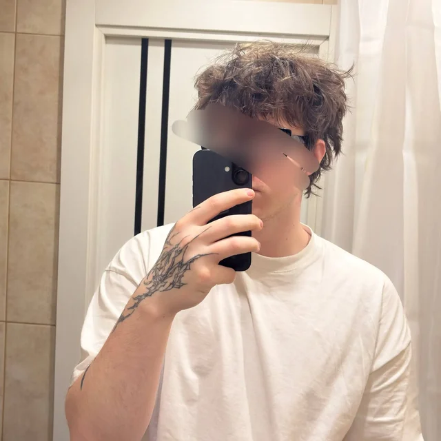 Айфон 16 в идеальном состоянии - Телефоны и планшеты в Пермь