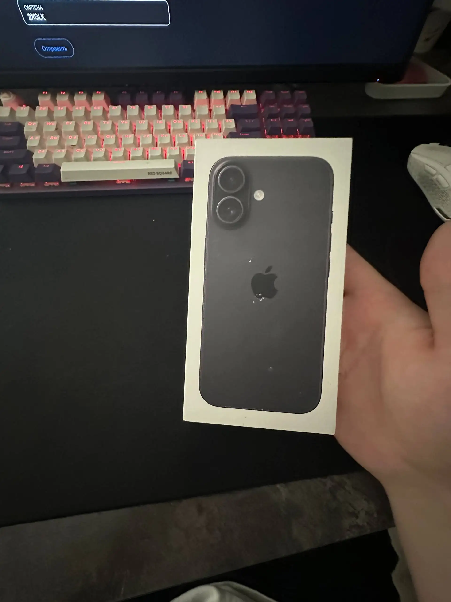 Айфон 16 в идеальном состоянии - Смартфоны (Электроника) в Пермь